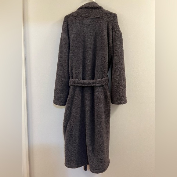 Barefoot Dreams CozyChic® Unisex Robe - Picture 14 of 16